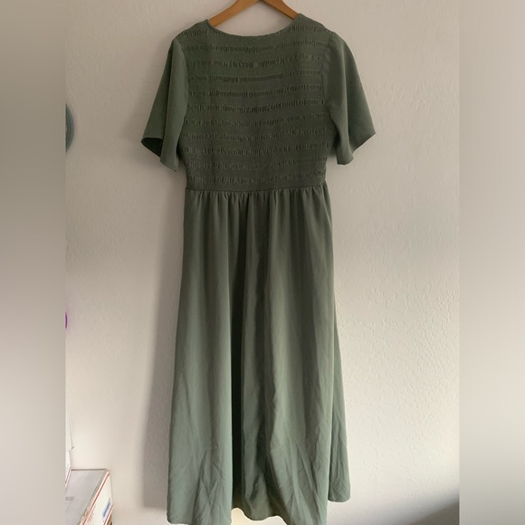 Lattcas Sage Green Maxi Dress - Picture 3 of 4